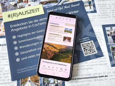 Flyer und digitale Version des Winterprogramms RAUSZEIT im Landkreis Cochem-Zell
