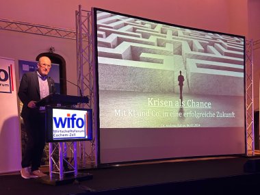 Knut Schneider von der IHK Koblenz moderierte den Jahresempfang Wirtschaft und Tourismus